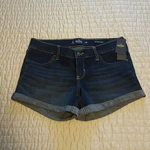 Low-Rise Midi Short
